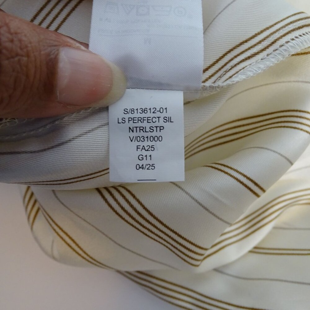 Banana Republic Classic Perfect Silky Shirt Stripe Button Up Brown Size M NEW - Picture 10 of 13